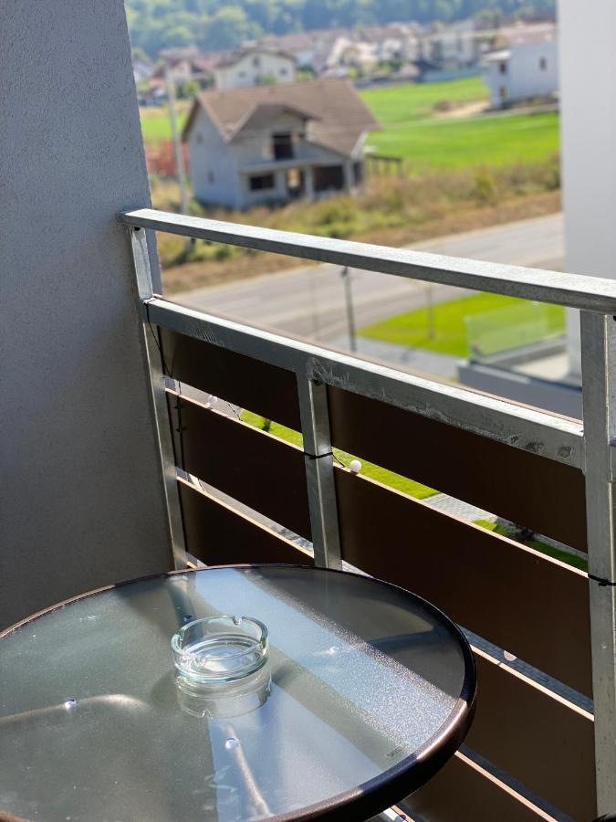 Apartamento Deea H24 Rîşnov Exterior foto