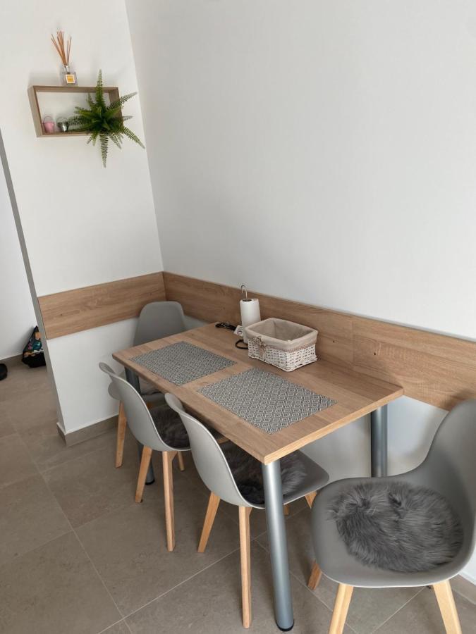 Apartamento Deea H24 Rîşnov Exterior foto