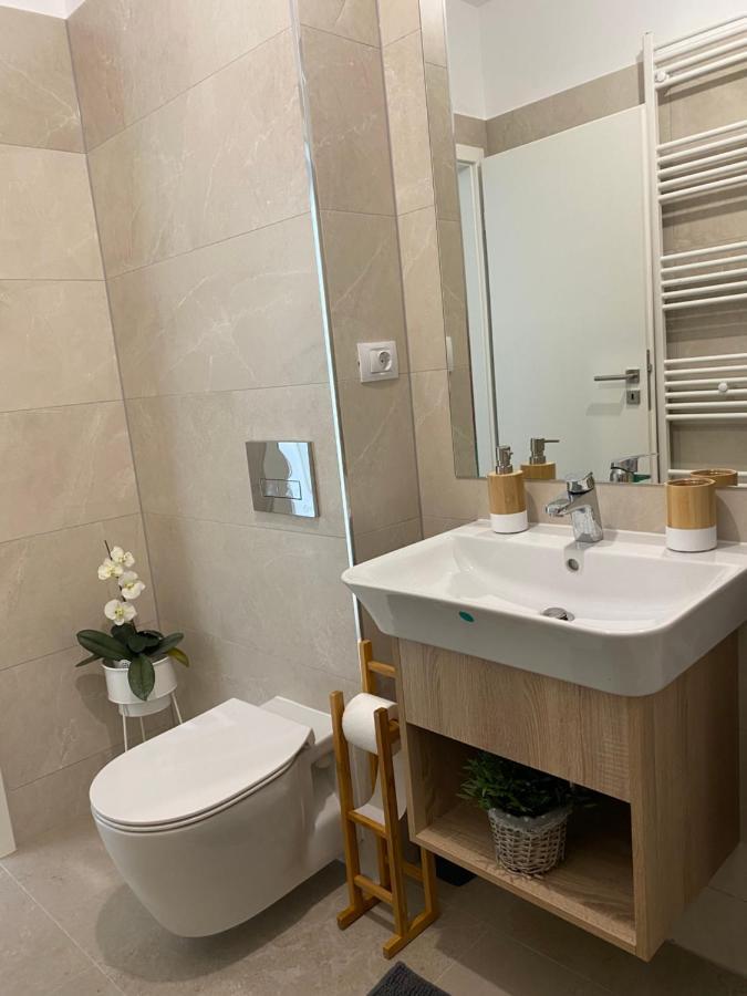 Apartamento Deea H24 Rîşnov Exterior foto