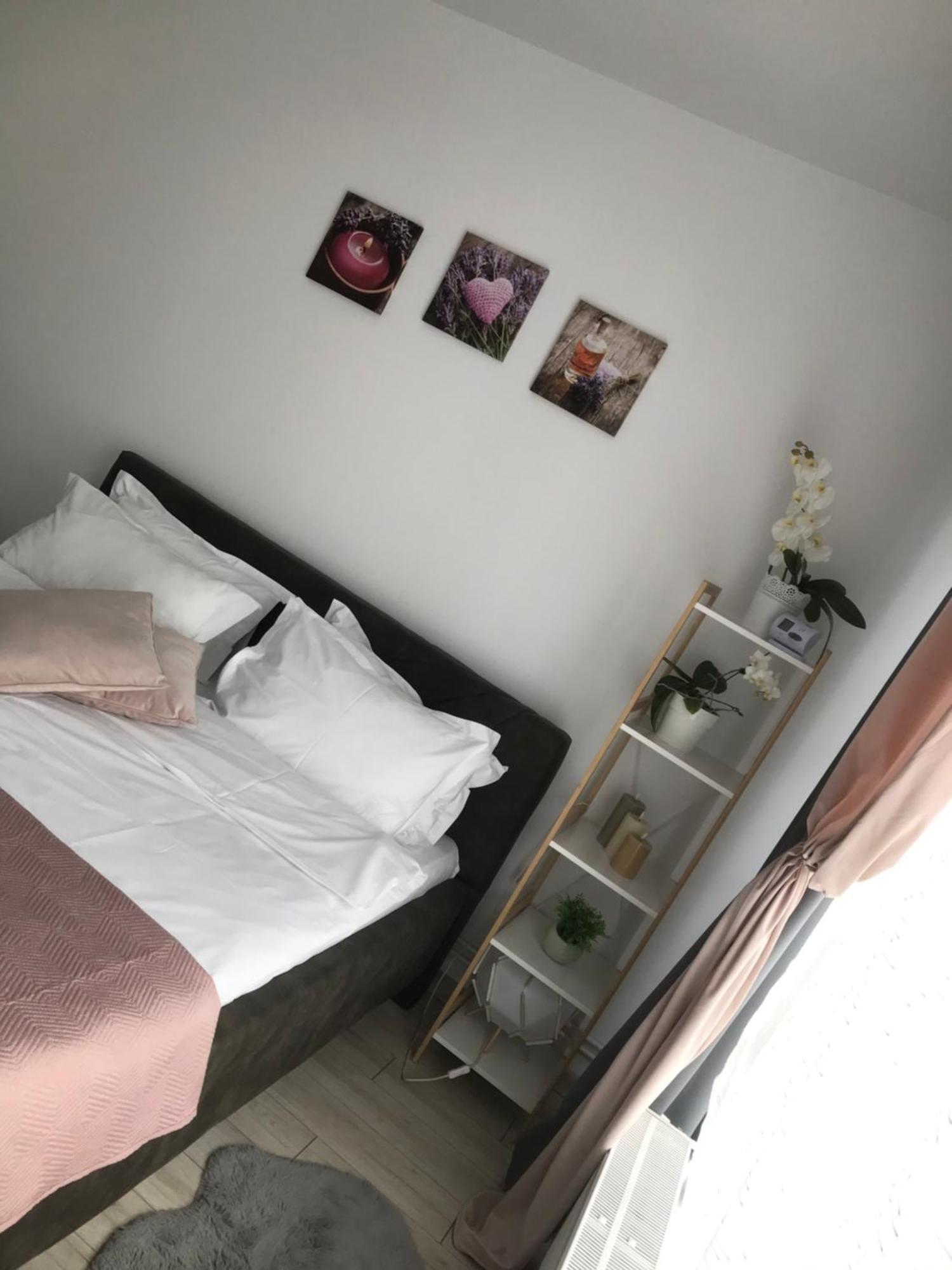 Apartamento Deea H24 Rîşnov Exterior foto